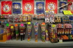 gallery_Mr-Fireworks-Discount-Superstore-0037