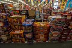 gallery_Mr-Fireworks-Discount-Superstore-0040